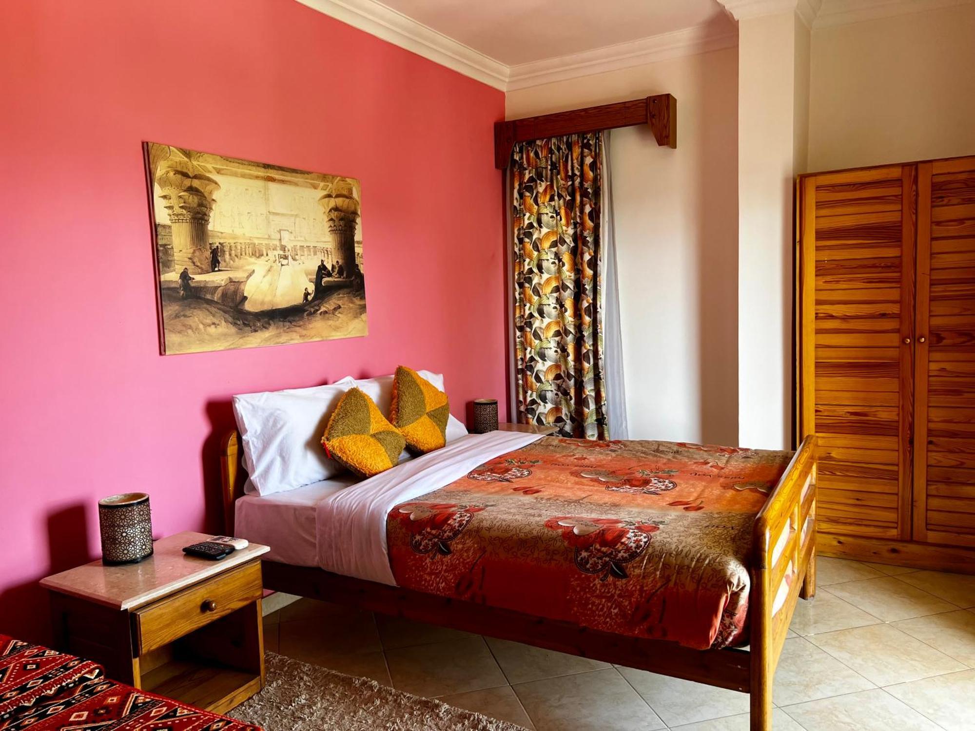 Jewel Howard Carter Hotel Луксор Экстерьер фото